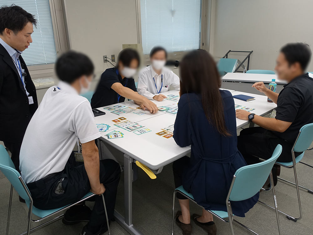 チームで議論中